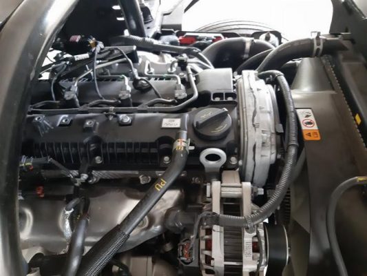 hyundai-h150-thung-bat-bung-nang-ha-bao-gia-xe-tai-1-5-tan